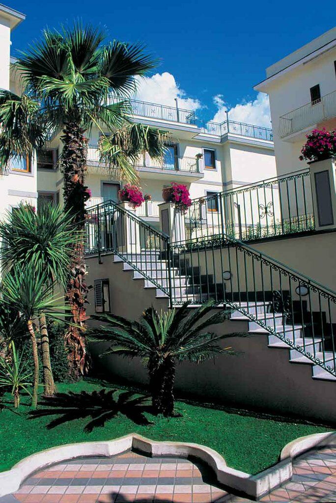 Hotel Luisa 4*